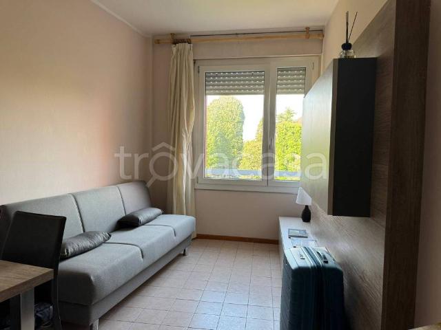Appartamento in affitto a Vedano al Lambro via Alcide De Gasperi, 15
