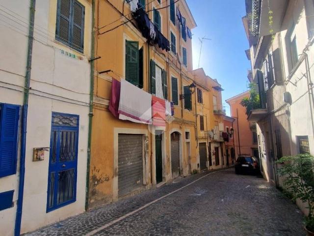 Appartamento in affitto a Velletri, arredato, cucina abitabile TrovaCasa