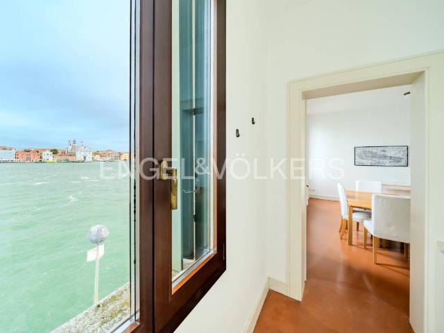 Appartamento in affitto a Venezia fondamenta Santa Eufemia, arredato, giardino, ascensore TrovaCasa