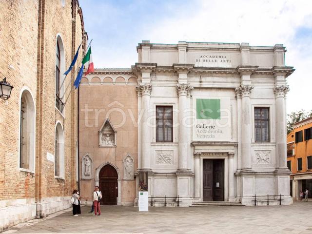 Appartamento in affitto a Venezia rio Tera' de la Carità, 1038, arredato, lavatrice TrovaCasa