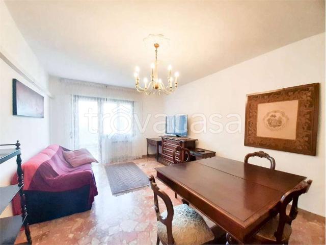 Appartamento in affitto a Venezia via mancini, arredato, box, terrazzo TrovaCasa
