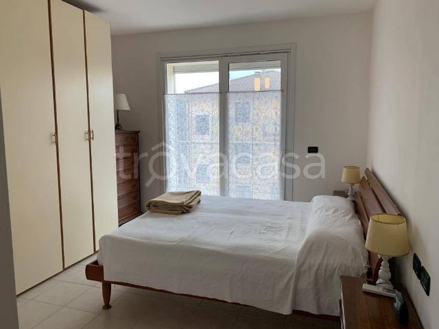 Appartamento in affitto a Venezia via Giovan Battista Costa, 5, arredato, terrazzo, vista mare TrovaCasa