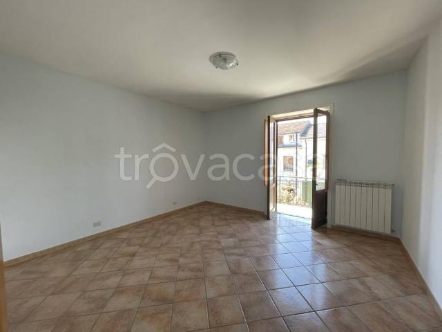 Appartamento in affitto a Venticano via Santa Croce, non arredato/vuoto, centrale, balcone TrovaCasa
