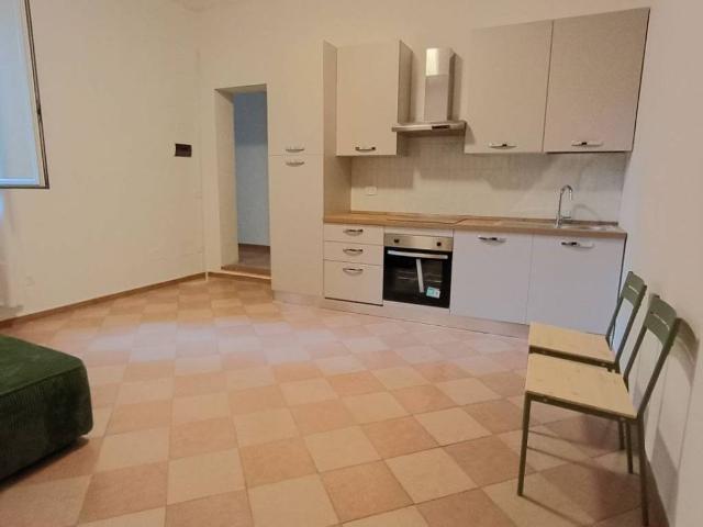 Appartamento in affitto a Verona via Colonnello Giovanni Fincato, 3, arredato, angolo cottura, bagno finestrato TrovaCasa
