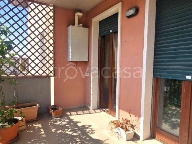 Appartamento in affitto a Verona via Valpolicella 45, arredato, box, terrazzo TrovaCasa