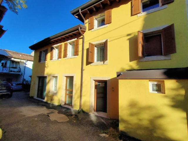 Appartamento in affitto a Verona VR