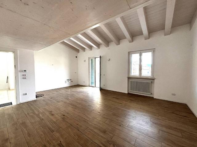 Appartamento in affitto a Verona VR