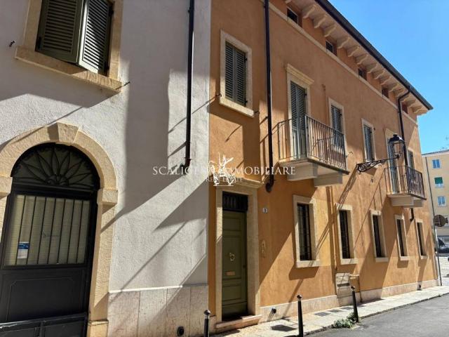 Appartamento in affitto a Verona VR