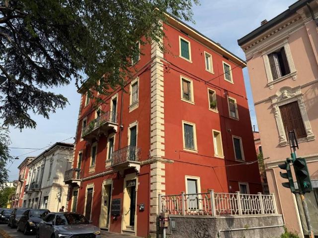Appartamento in affitto a Verona VR
