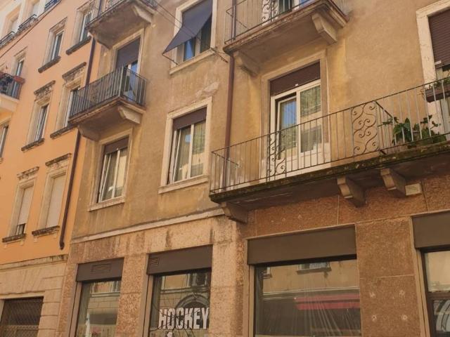 Appartamento in affitto a Verona VR
