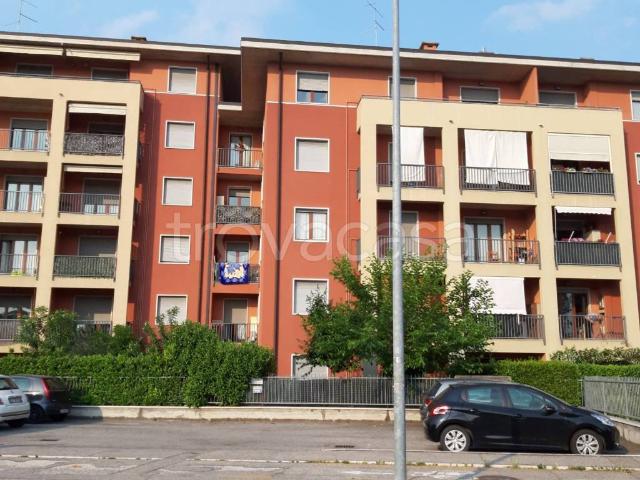 Appartamento in affitto a Verona strada Le Grazie, arredato, box, terrazzo TrovaCasa