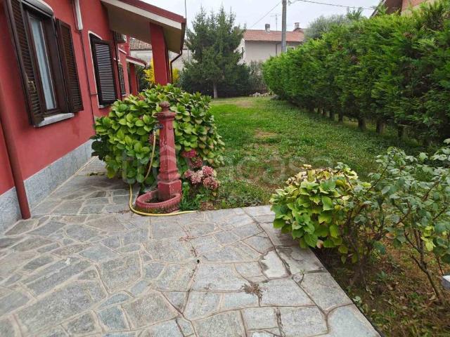 Appartamento in affitto a Verduno via Castagni, arredato, giardino privato, posto auto TrovaCasa