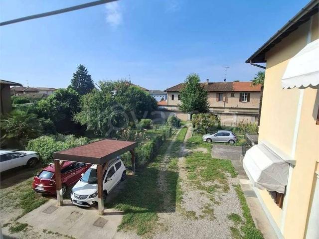 Appartamento in affitto a Vergiate via Cusciano, 15, arredato, giardino privato, posto auto TrovaCasa