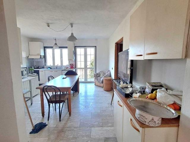 Appartamento in affitto a Vezzano Ligure, arredato, collinare, balcone TrovaCasa