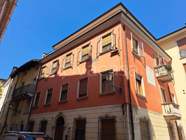 Appartamento in affitto a Vicenza contra' Giuseppe Apolloni, terrazzo, riscaldamento autonomo, parzialmente arredato TrovaCasa