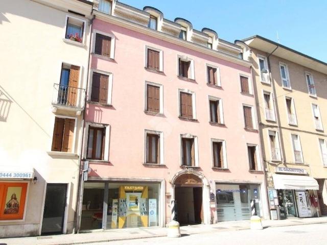 Appartamento in affitto a Vicenza corso Padova, 12, arredato, terrazzo, centrale TrovaCasa