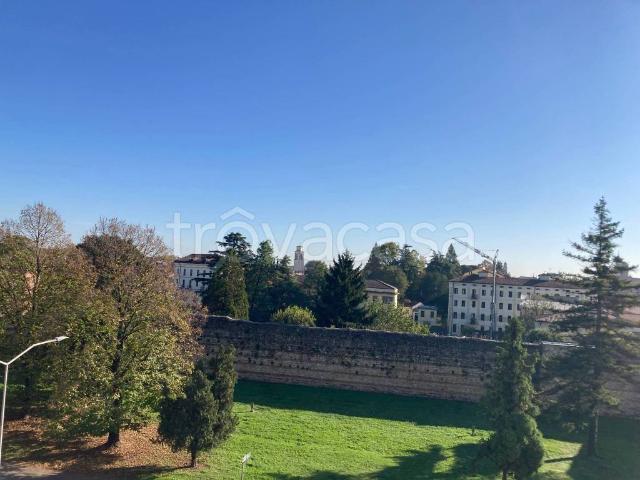 Appartamento in affitto a Vicenza, box, terrazzo, balcone TrovaCasa
