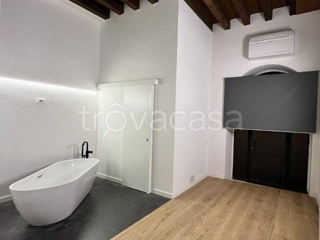 Appartamento in affitto a Vicenza, arredato, riscaldamento autonomo, ristrutturato TrovaCasa