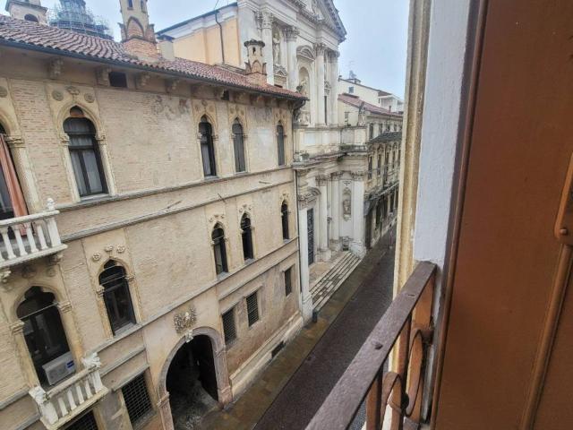 Appartamento in affitto a Vicenza VI