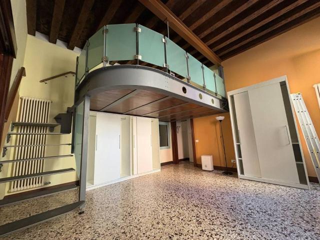 Appartamento in affitto a Vicenza VI