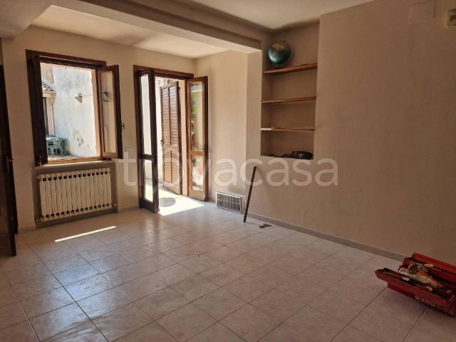 Appartamento in affitto a Viadana, arredato, giardino privato, lavanderia TrovaCasa
