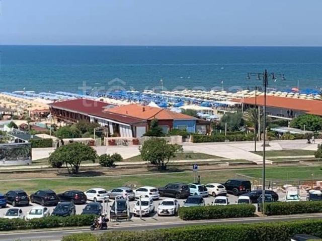 Appartamento in affitto a Viareggio