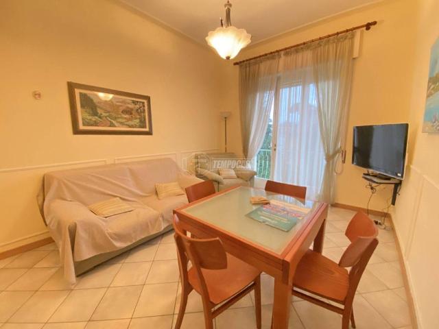 Appartamento in affitto a Viareggio via San Giovanni Bosco, arredato, terrazzo, contesto signorile TrovaCasa