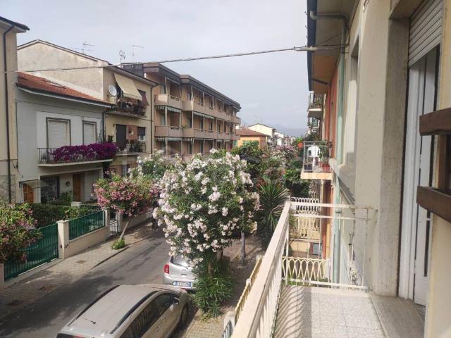 Appartamento in affitto a Viareggio, arredato, terrazzo, luminoso TrovaCasa