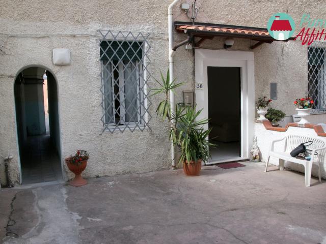 APPARTAMENTO in AFFITTO a VIAREGGIO CENTRO MARE di 2 vani