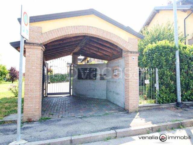 Appartamento in affitto a Vidigulfo via delle Garzette, 6, arredato, box, terrazzo TrovaCasa