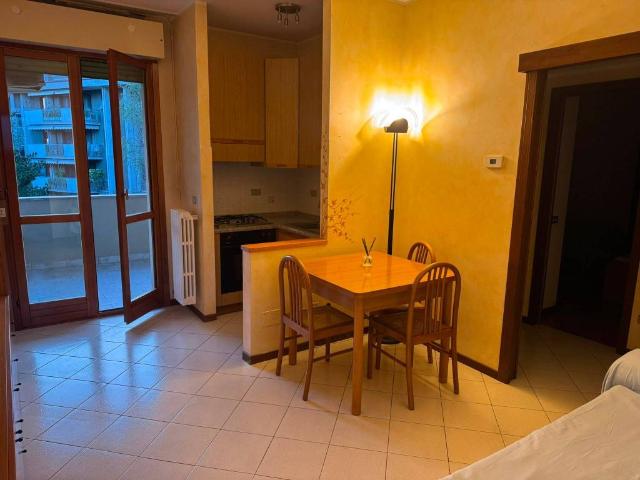 Appartamento in affitto a Villasanta MB