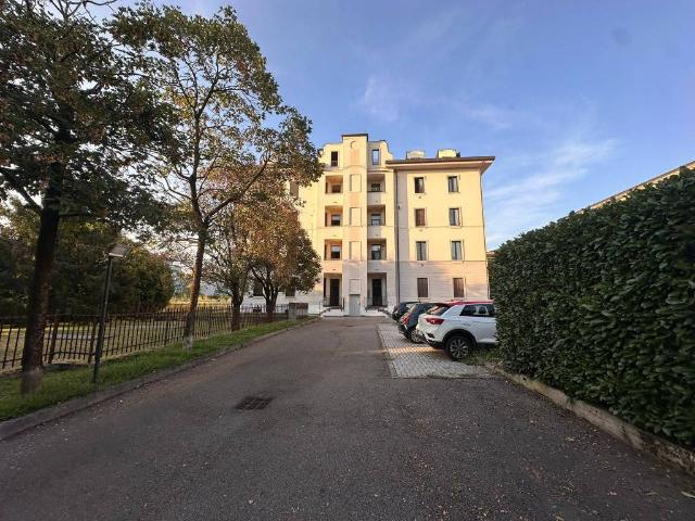 Appartamento in affitto a Villasanta MB
