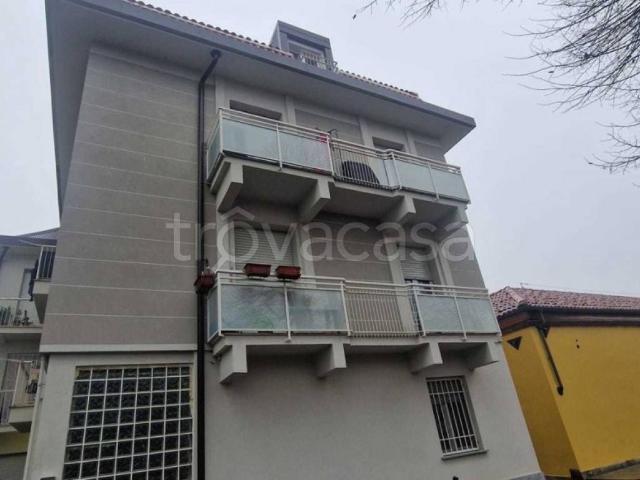 Appartamento in affitto a Villastellone viale Cavaglià 4, non arredato/vuoto, terrazzo, riscaldamento centralizzato TrovaCasa