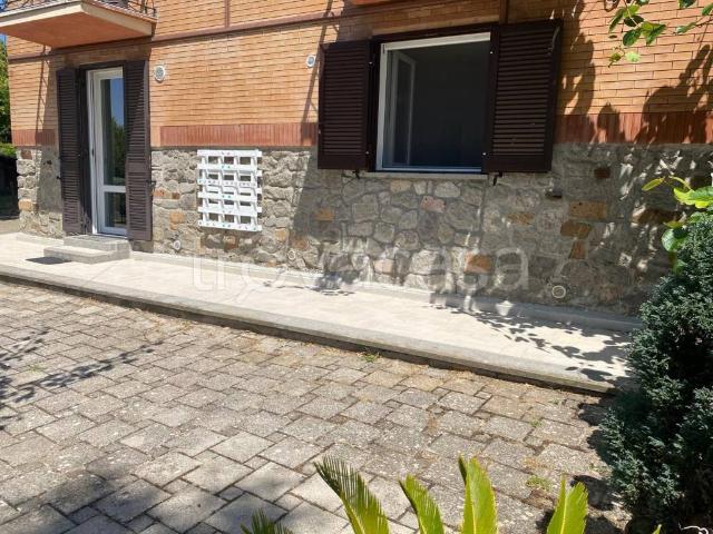 Appartamento in affitto a Viterbo strada Montagna, arredato, giardino, posto auto TrovaCasa