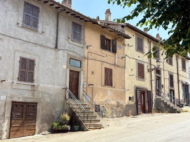Appartamento in affitto a Viterbo VT