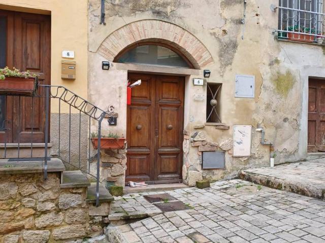 Appartamento in affitto a Volterra PI
