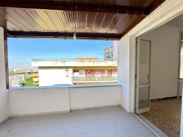 Appartamento in affitto ad Acerra via Guglielmo Marconi, 28, non arredato/vuoto, terrazzo, ristrutturato TrovaCasa