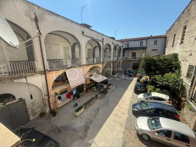 Appartamento in affitto ad Acerra via Roma, arredato, posto auto, ristrutturato TrovaCasa