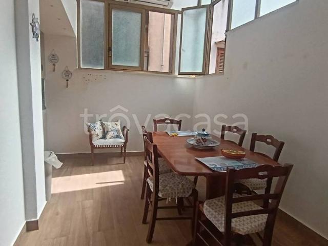 Appartamento in affitto ad Acitrezza, Aci Castello