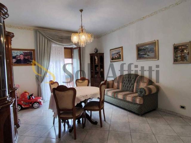 Appartamento in affitto ad Aci Catena, arredato, posto auto, terrazzo TrovaCasa
