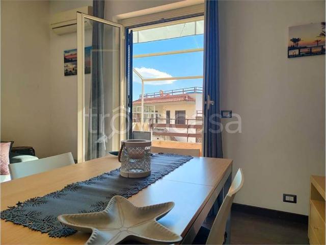 Appartamento in affitto ad Aci Castello via Polifemo, 3, arredato, posto auto, terrazzo TrovaCasa
