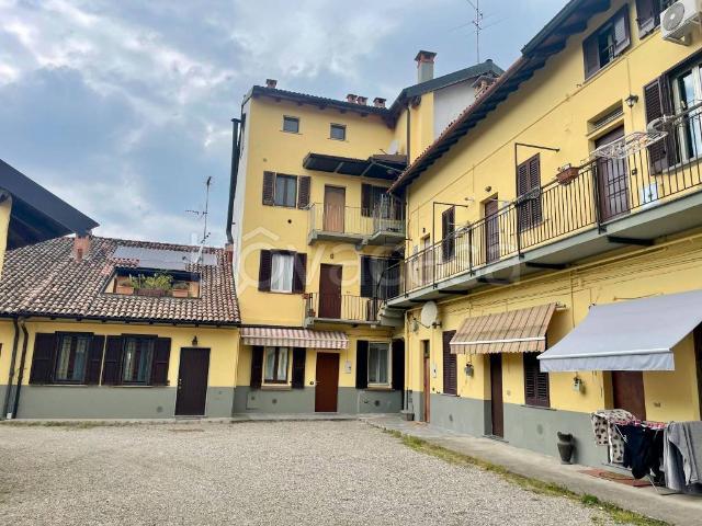 Appartamento in affitto ad Abbiategrasso viale Gian Galeazzo Sforza, 40, arredato, ultimo piano, aria condizionata TrovaCasa