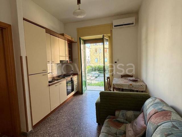 Appartamento in affitto ad Agropoli via Flavio Gioia, arredato, balcone, cucina abitabile TrovaCasa