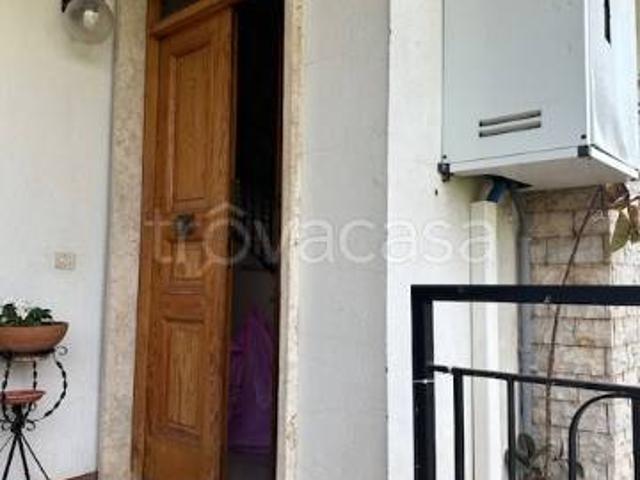 Appartamento in affitto ad Alatri via della Melissa, parzialmente arredato, caminetto, cucina abitabile TrovaCasa