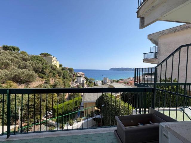 Appartamento in affitto ad Alassio via a Solva, 172, arredato, terrazzo, vista mare TrovaCasa
