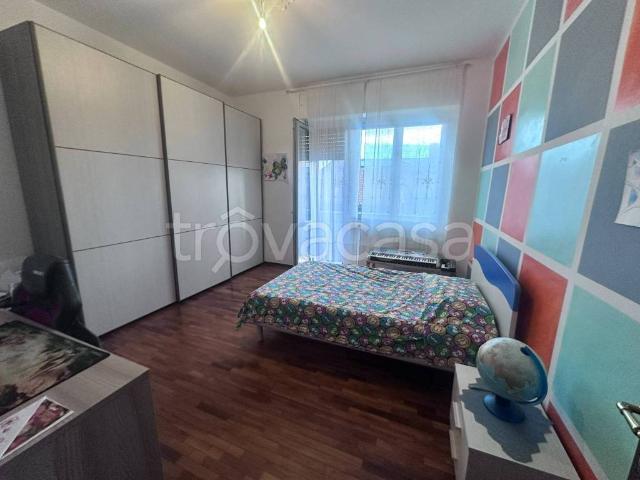 Appartamento in affitto ad Alba via Damiano Chiesa, 6, non arredato/vuoto, box, terrazzo TrovaCasa