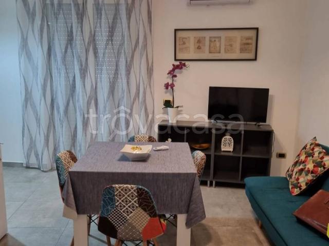 Appartamento in affitto ad Alcamo via Commendator Navarra, arredato, centrale, balcone TrovaCasa