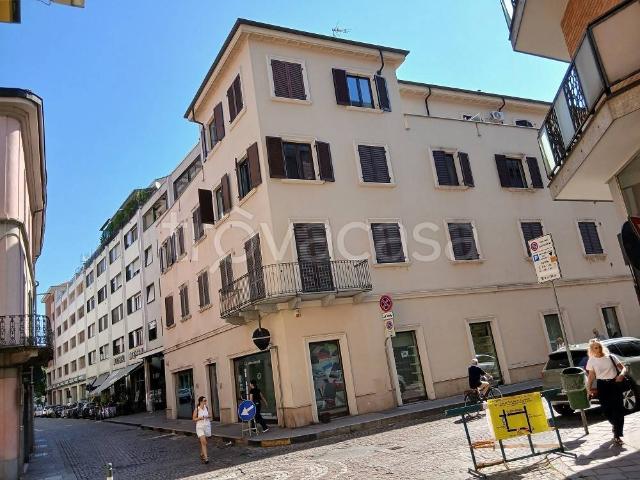 Appartamento in affitto ad Alessandria via Giuseppe Verdi, 20, arredato, ristrutturato, contesto signorile TrovaCasa
