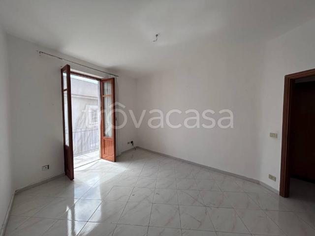 Appartamento in affitto ad Altavilla Milicia via Arciprete Salvator Romano, non arredato/vuoto, balcone, cucina abitabile TrovaCasa