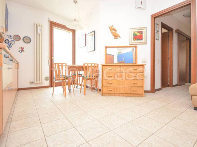 Appartamento in affitto ad Altavilla Vicentina via c. Rosselli, arredato, box, terrazzo TrovaCasa